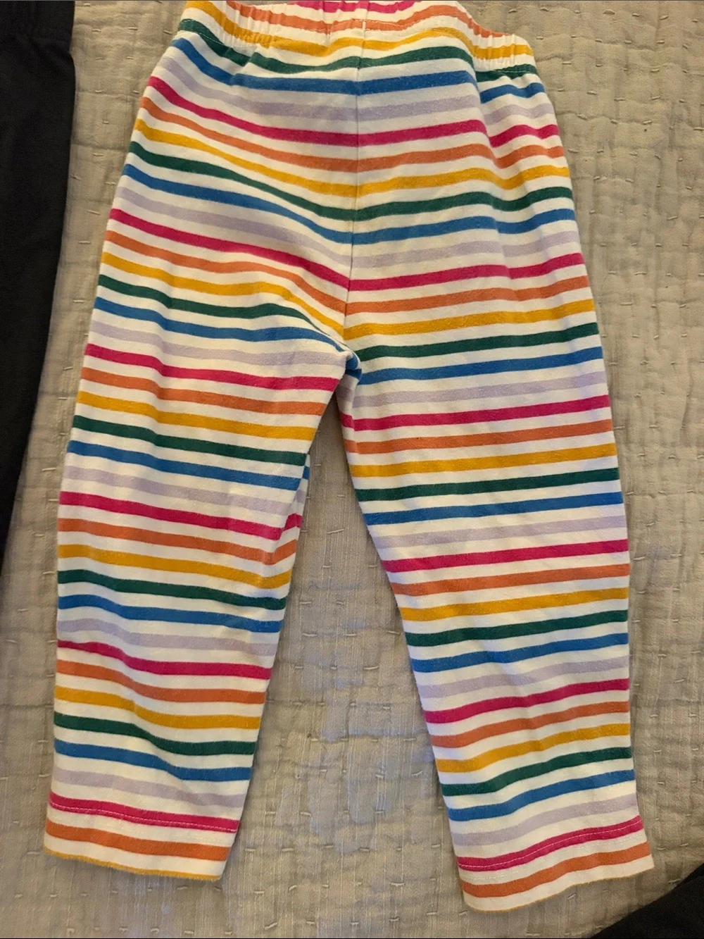 Hanna Andersson Black & Rainbow Stripe Kids Leggings lot (size 5)